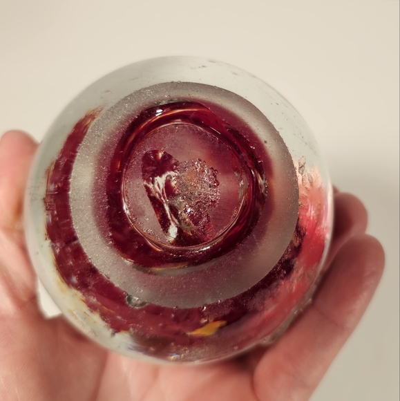 Murano Glass Apple Paperweight - Picture 8 of 11